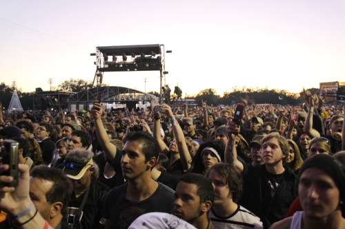 Wolfmother crowd